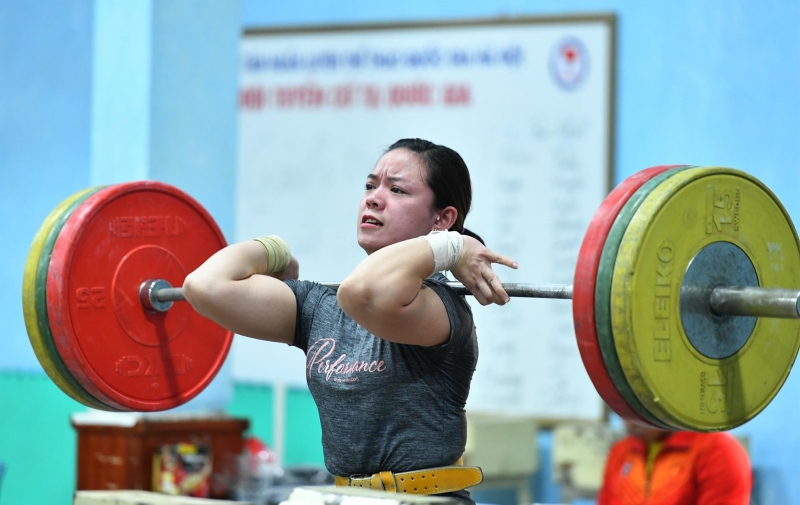 Vương Thị Huyền - Vận động viên cử tạ nổi bật của Việt Nam Hành trình chinh phục đỉnh cao thể thao